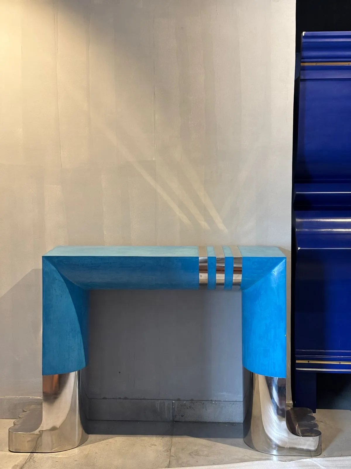 Paw Table Stainless steel sculpture by FormForge