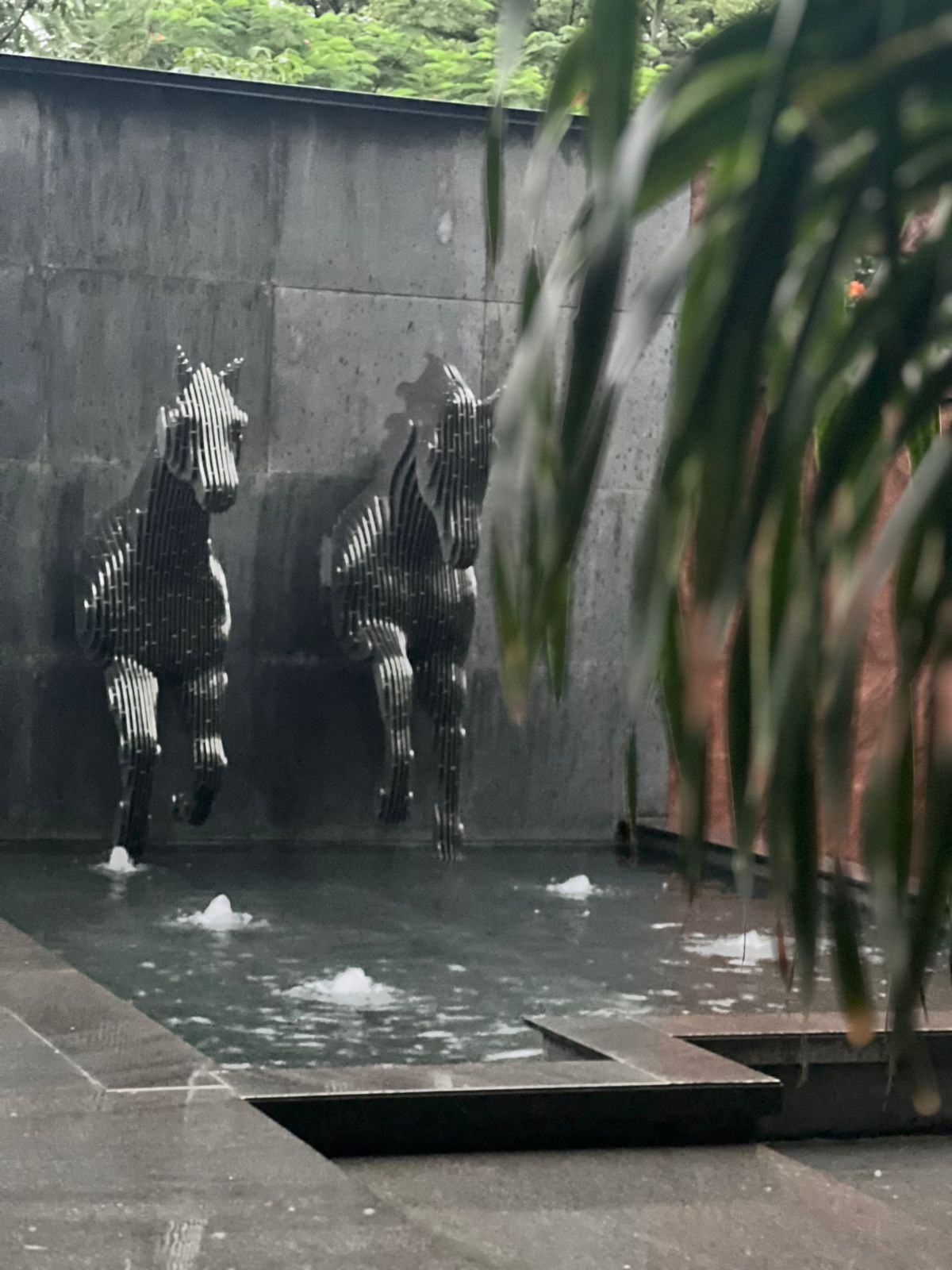 Why Architects Are Turning to Metal Sculptures for Modern Spaces | FormForge 2025 featured image
